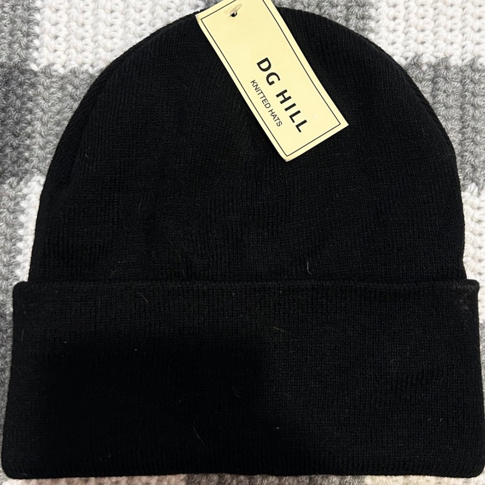 DG Hill Beanie Cuffed Knit Hat One Size Black Streetwear Gorpcore Minimalist